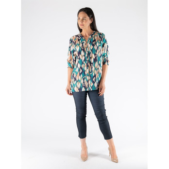 Green Abstract Print Blouse with 3/4 Sleeve - Casual & Dressy Occasions